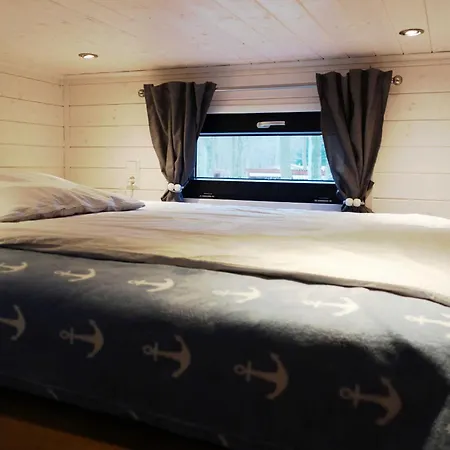 פארק נופש Tiny House Ankerplatz Auf Dem Ostseecamp *