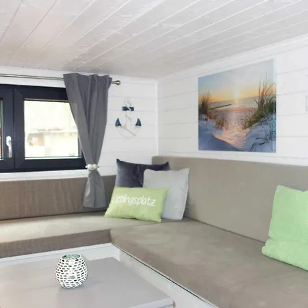 Tiny House Ankerplatz Auf Dem Ostseecamp * גראל-מוריץ